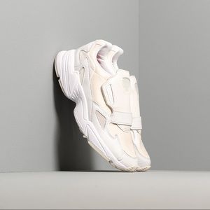 Adidas falcon RX sneakers size 9